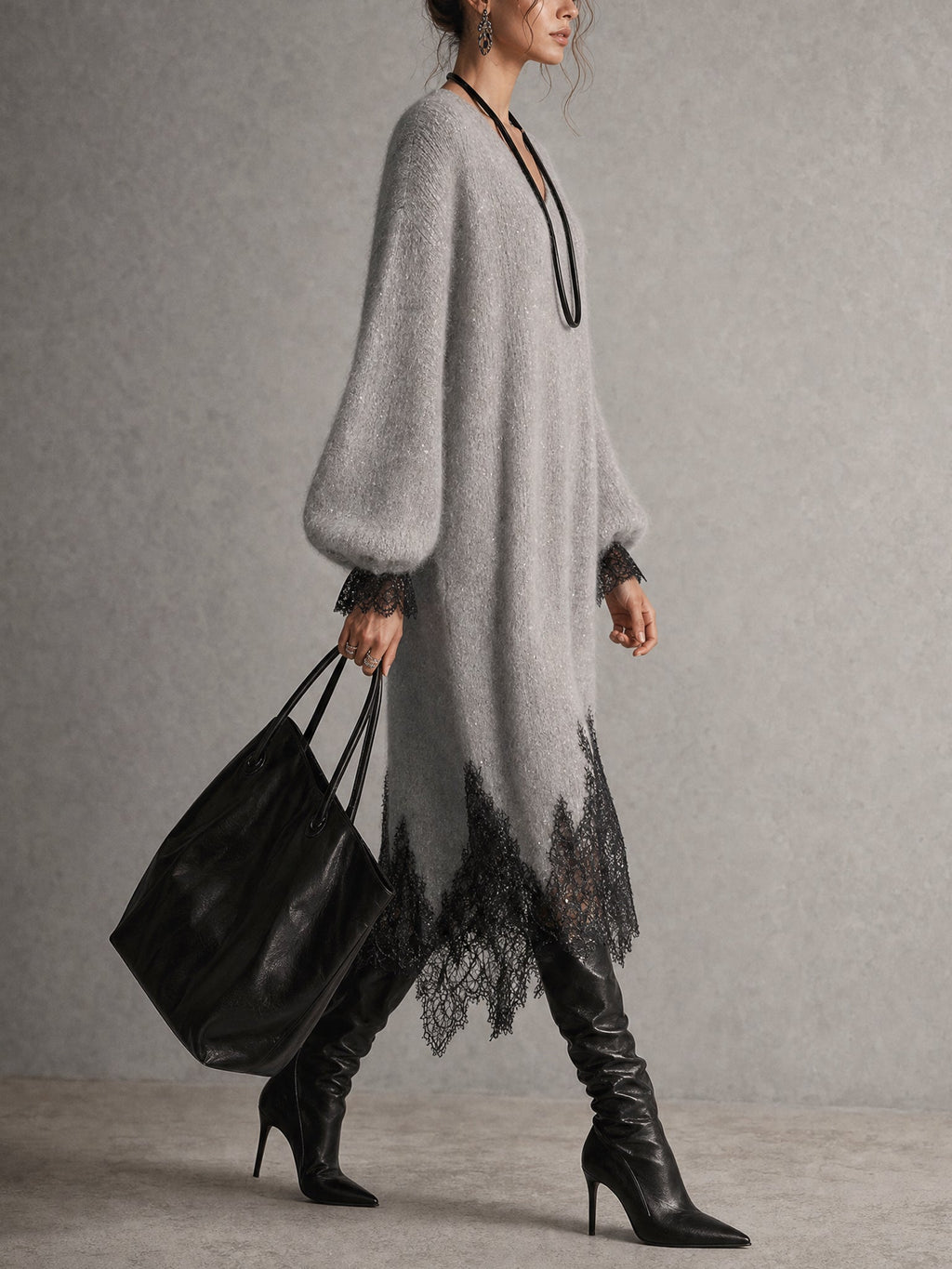 Sedona | Vestido Midi de Punto Gris Brillante con Bajo de Encaje